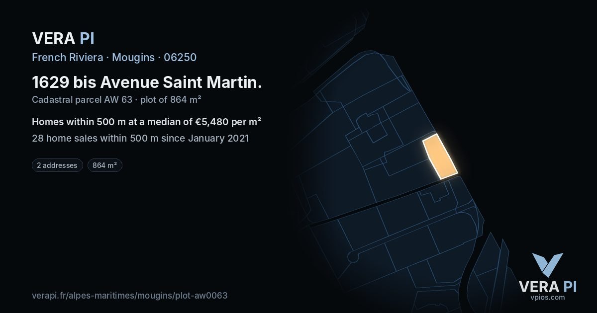 1629 bis Avenue Saint Martin, Mougins at night – the plot lit, the parcels around coloured by the prices near them
