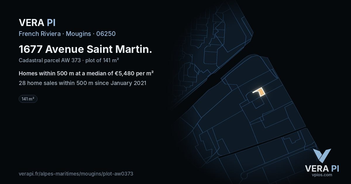 1677 Avenue Saint Martin, Mougins at night – the plot lit, the parcels around coloured by the prices near them