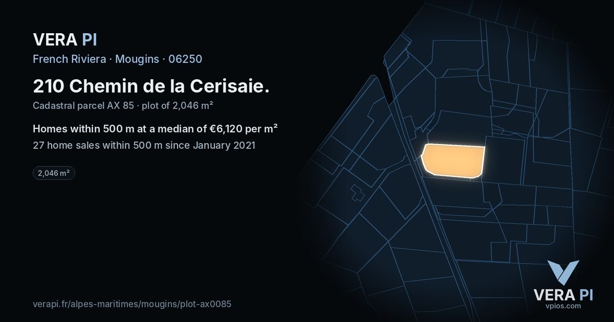 210 Chemin de la Cerisaie, Mougins at night – the plot lit, the parcels around coloured by the prices near them