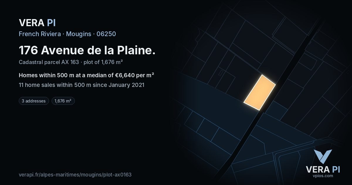 176 Avenue de la Plaine, Mougins at night – the plot lit, the parcels around coloured by the prices near them