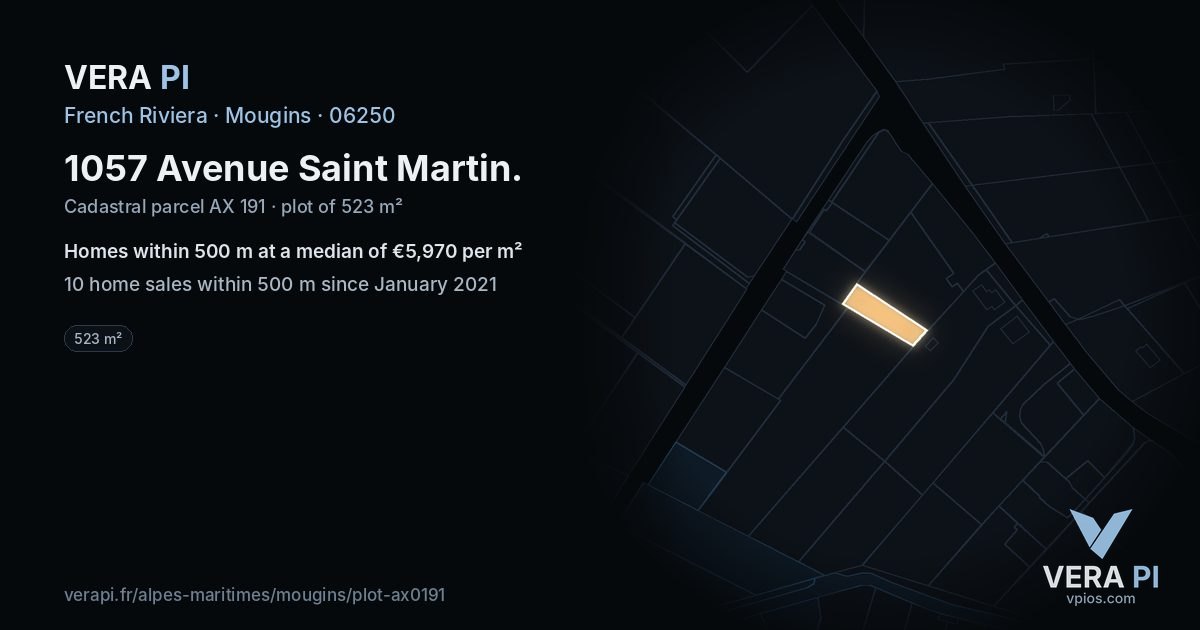 1057 Avenue Saint Martin, Mougins at night – the plot lit, the parcels around coloured by the prices near them
