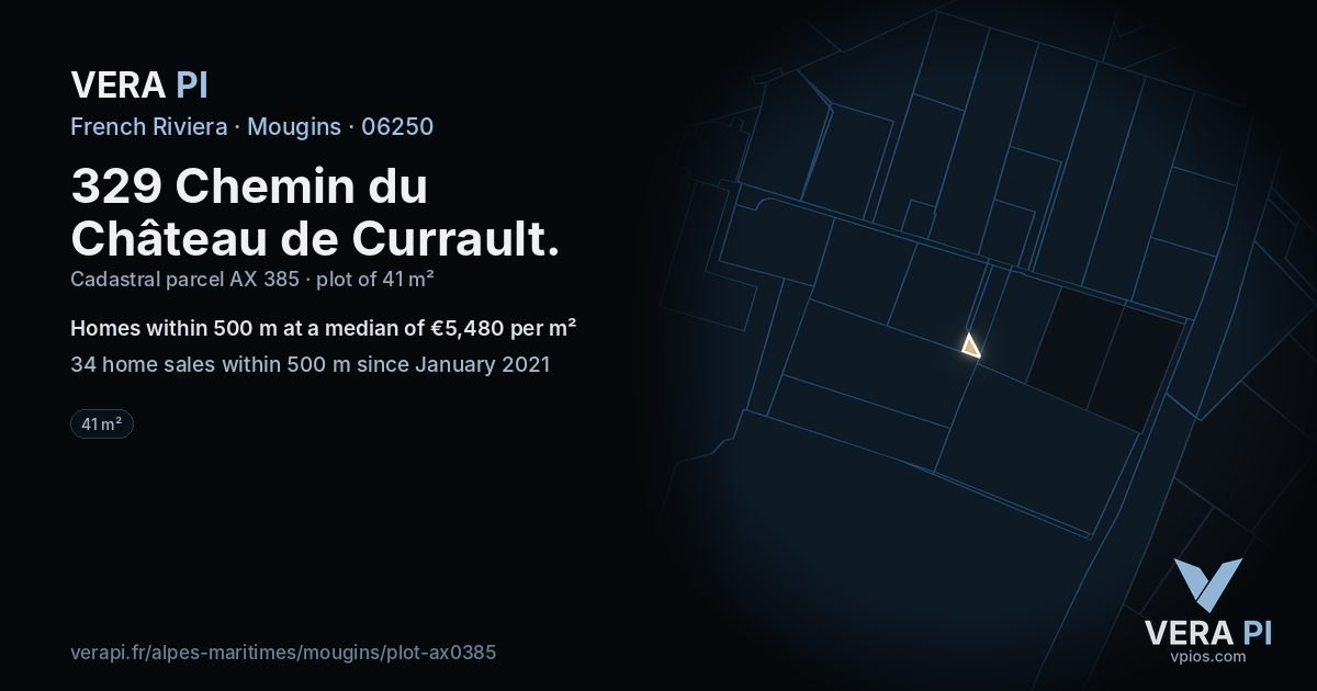 329 Chemin du Château de Currault, Mougins at night – the plot lit, the parcels around coloured by the prices near them