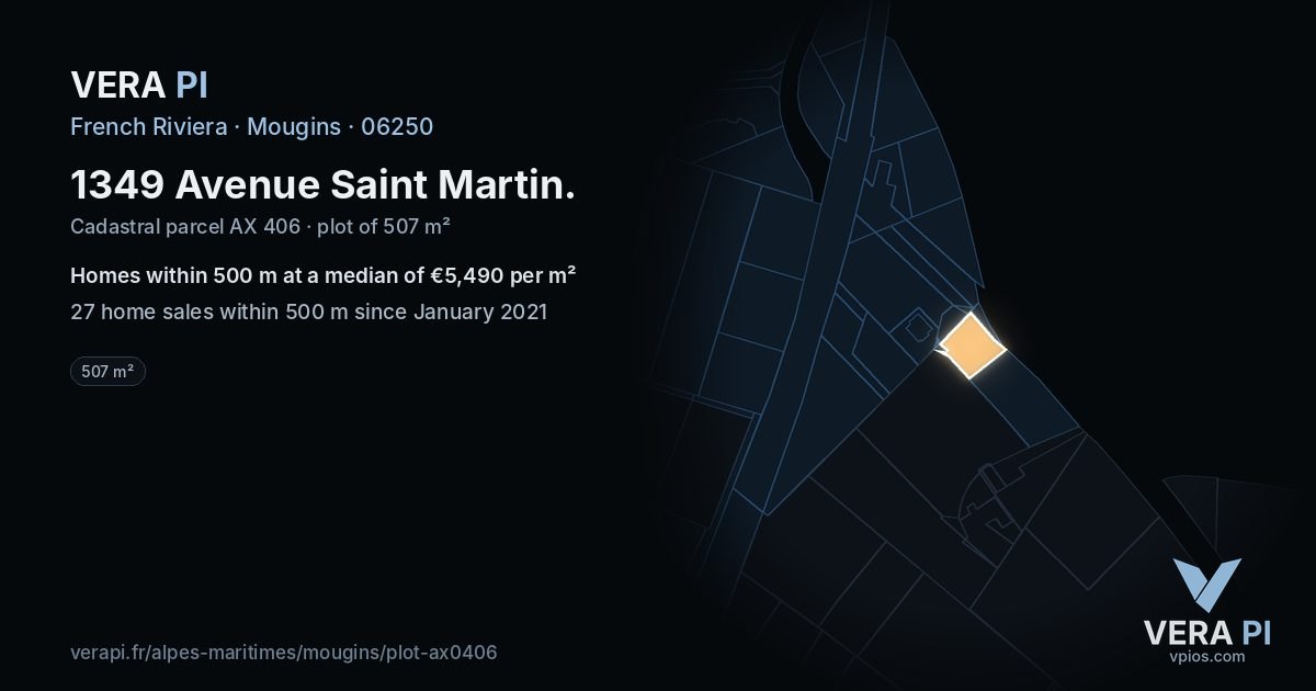 1349 Avenue Saint Martin, Mougins at night – the plot lit, the parcels around coloured by the prices near them