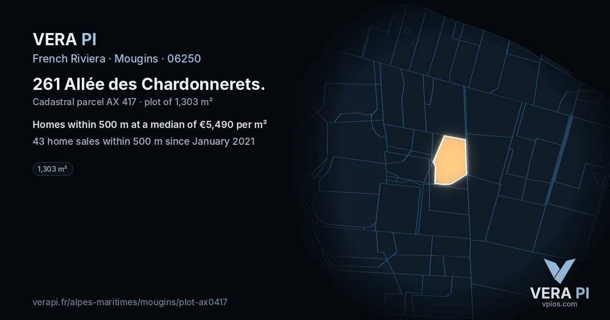 261 Allée des Chardonnerets, Mougins at night – the plot lit, the parcels around coloured by the prices near them