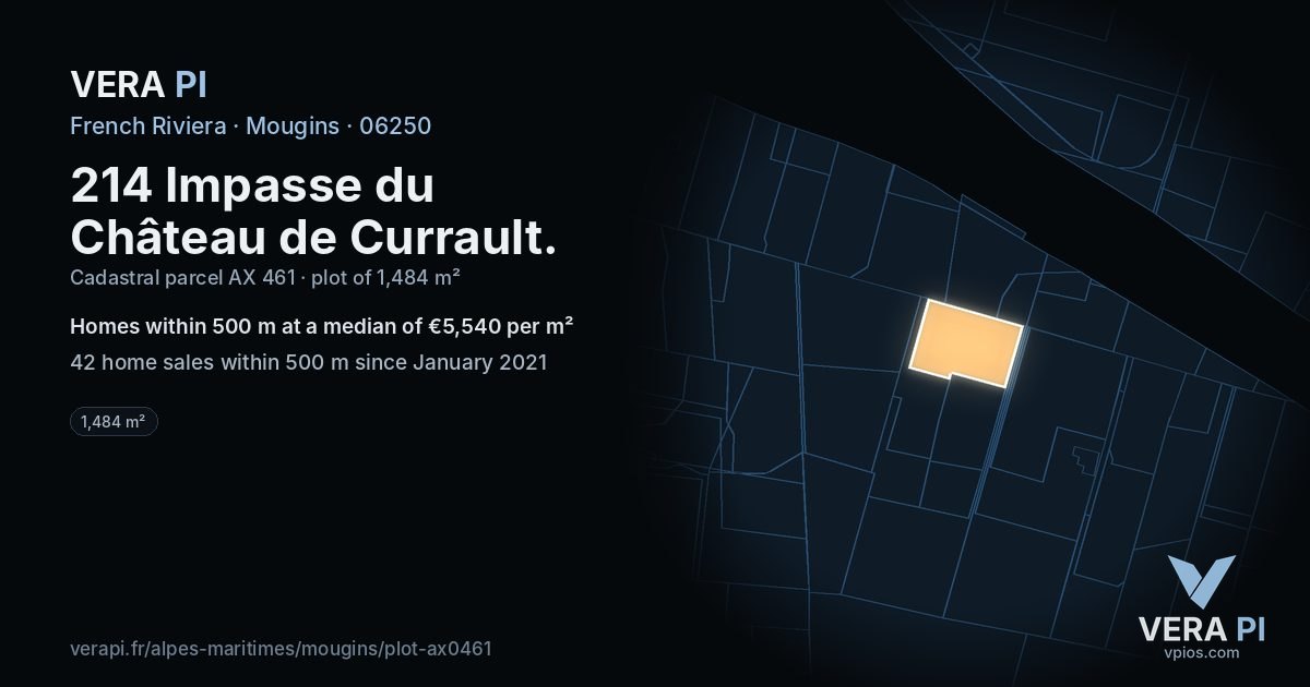 214 Impasse du Château de Currault, Mougins at night – the plot lit, the parcels around coloured by the prices near them
