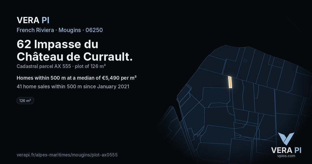 62 Impasse du Château de Currault, Mougins at night – the plot lit, the parcels around coloured by the prices near them