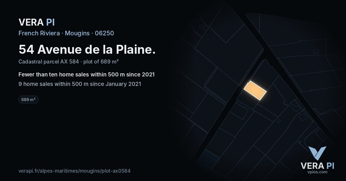 54 Avenue de la Plaine, Mougins at night – the plot lit, the parcels around coloured by the prices near them