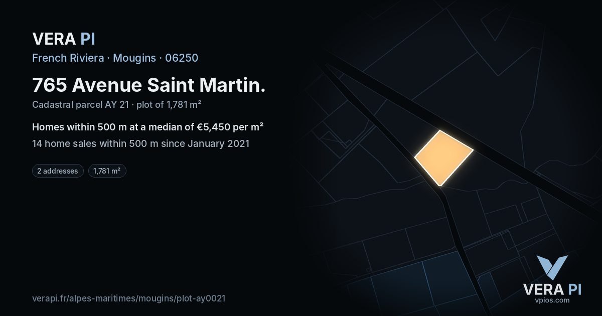 765 Avenue Saint Martin, Mougins at night – the plot lit, the parcels around coloured by the prices near them