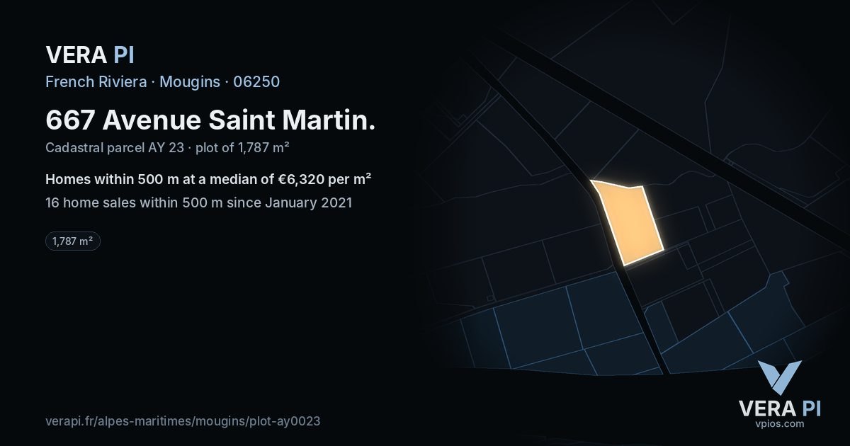 667 Avenue Saint Martin, Mougins at night – the plot lit, the parcels around coloured by the prices near them