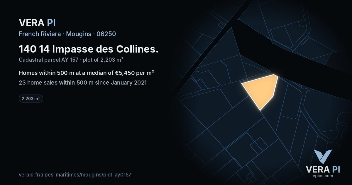 140 14 Impasse des Collines, Mougins at night – the plot lit, the parcels around coloured by the prices near them