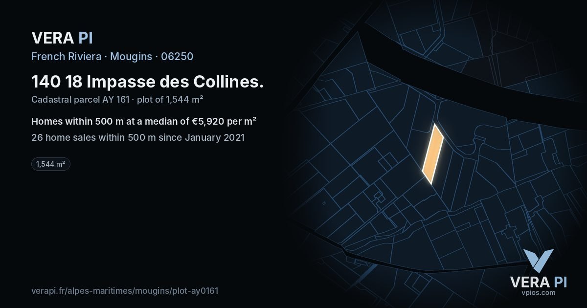 140 18 Impasse des Collines, Mougins at night – the plot lit, the parcels around coloured by the prices near them