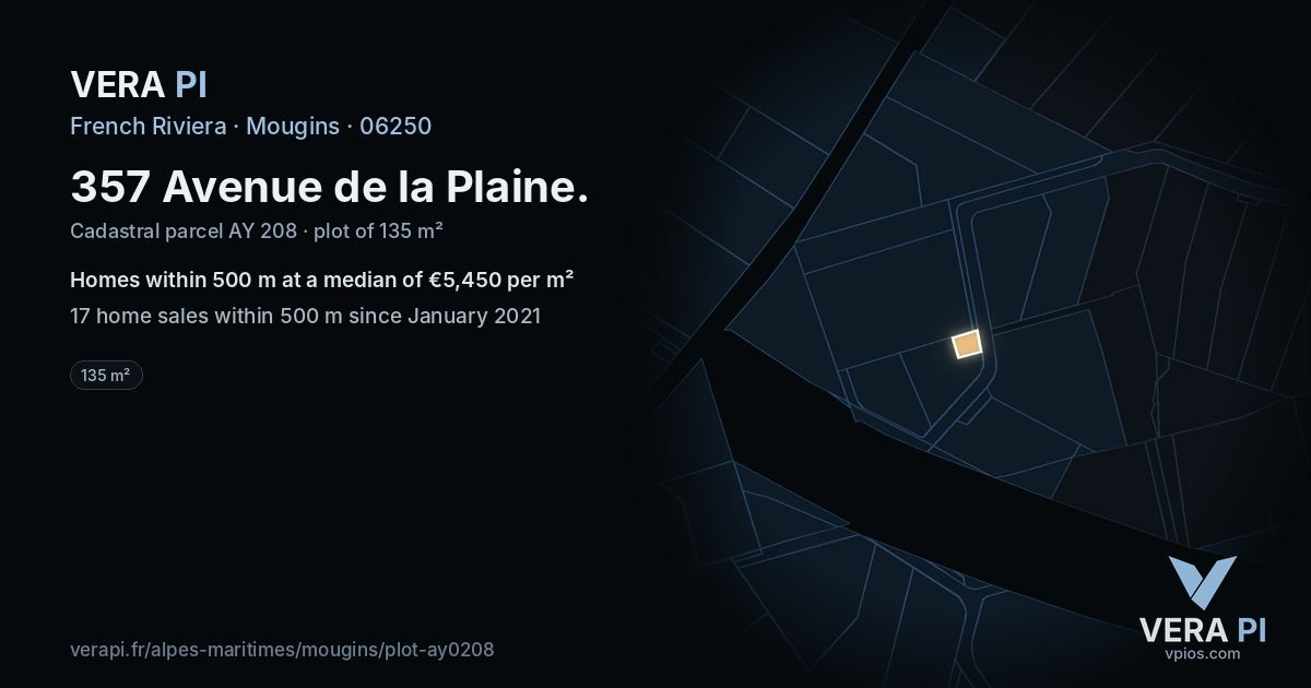 357 Avenue de la Plaine, Mougins at night – the plot lit, the parcels around coloured by the prices near them