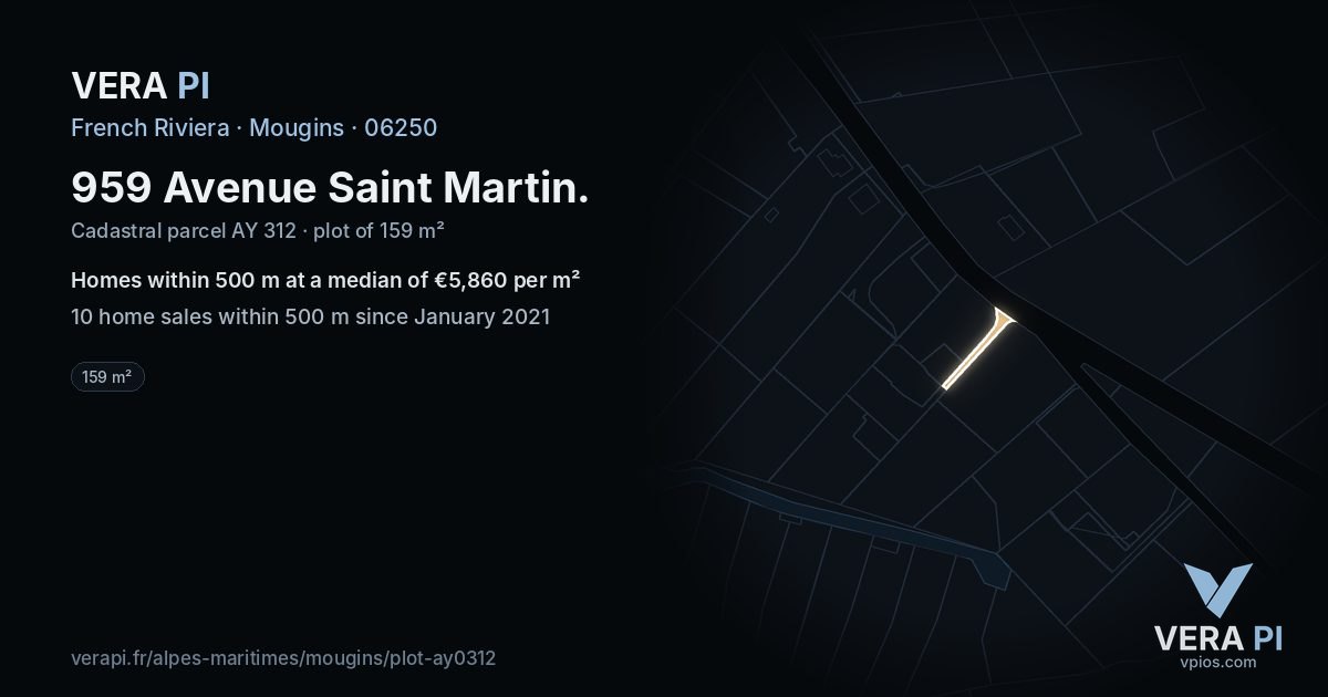 959 Avenue Saint Martin, Mougins at night – the plot lit, the parcels around coloured by the prices near them