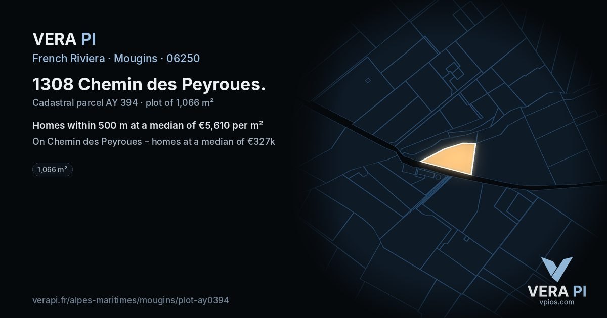 1308 Chemin des Peyroues, Mougins at night – the plot lit, the parcels around coloured by the prices near them