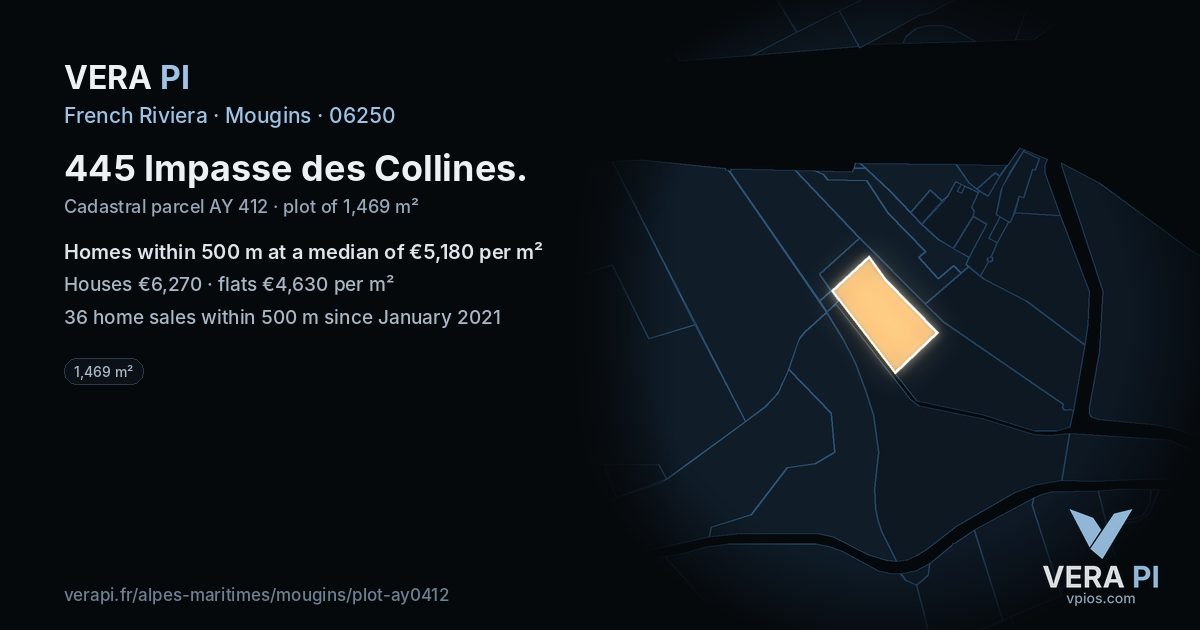 445 Impasse des Collines, Mougins at night – the plot lit, the parcels around coloured by the prices near them