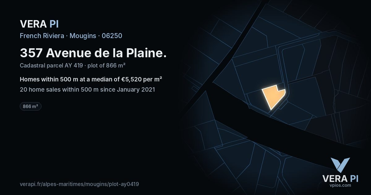 357 Avenue de la Plaine, Mougins at night – the plot lit, the parcels around coloured by the prices near them