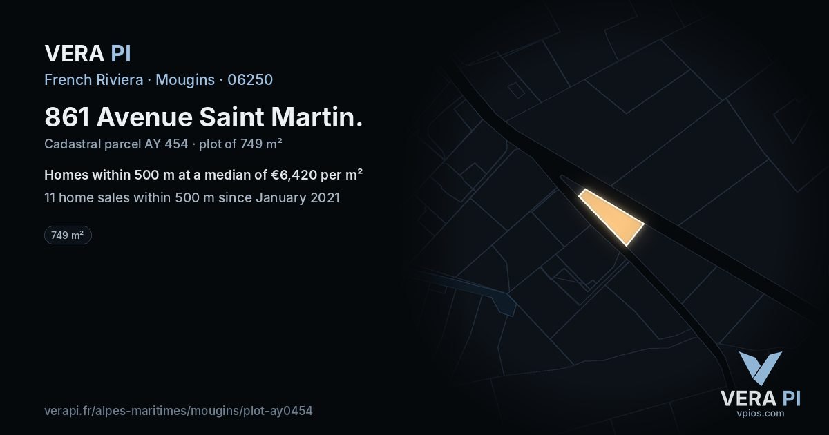 861 Avenue Saint Martin, Mougins at night – the plot lit, the parcels around coloured by the prices near them