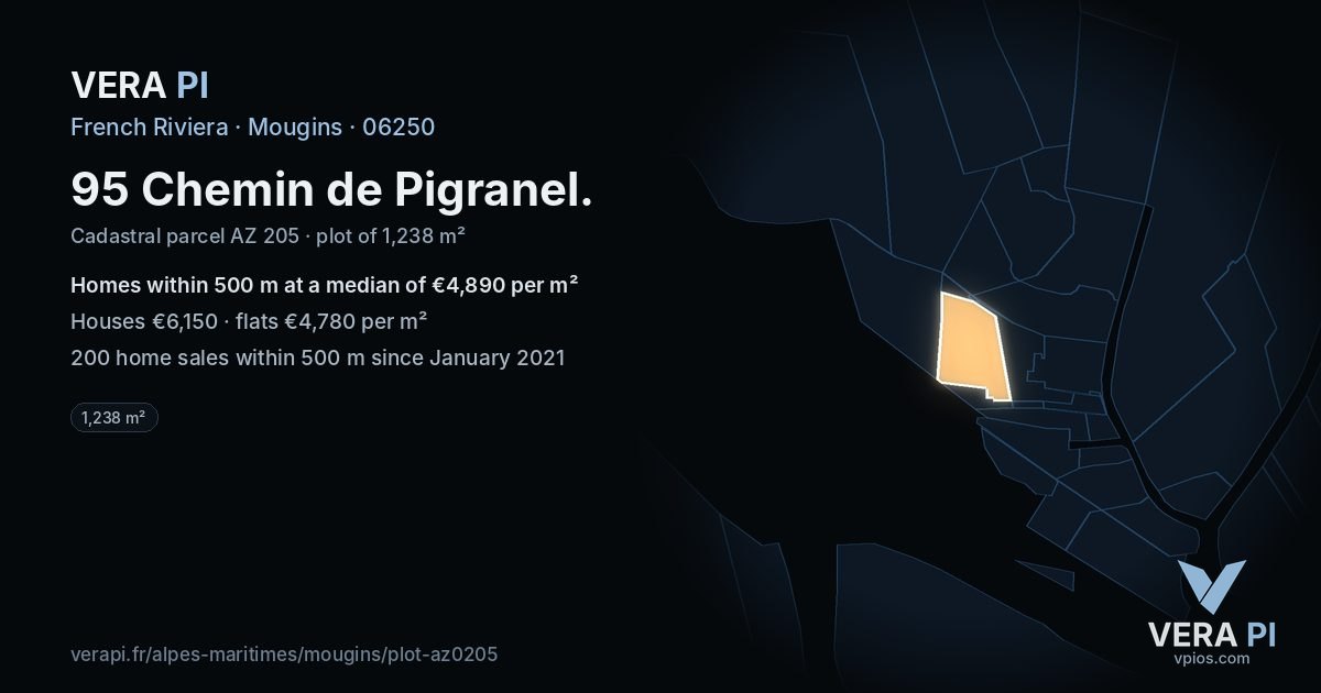 95 Chemin de Pigranel, Mougins at night – the plot lit, the parcels around coloured by the prices near them