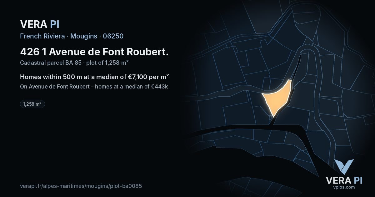 426 1 Avenue de Font Roubert, Mougins at night – the plot lit, the parcels around coloured by the prices near them
