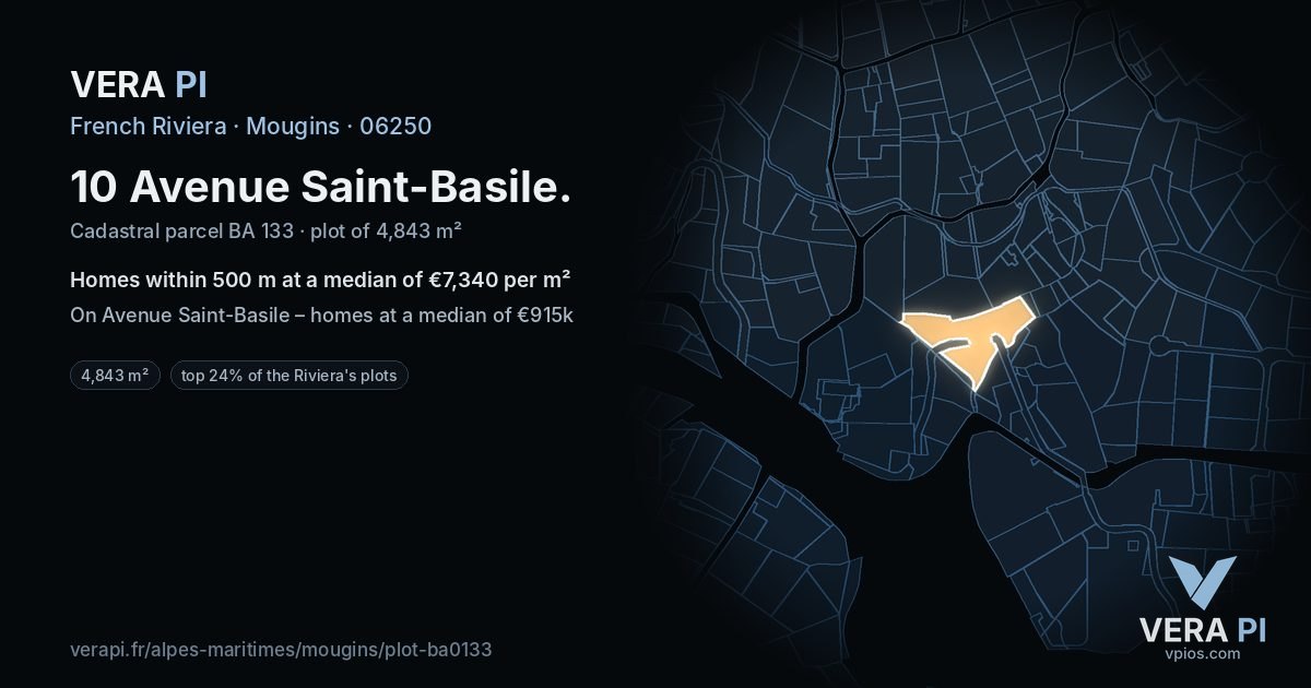 10 Avenue Saint-Basile, Mougins at night – the plot lit, the parcels around coloured by the prices near them