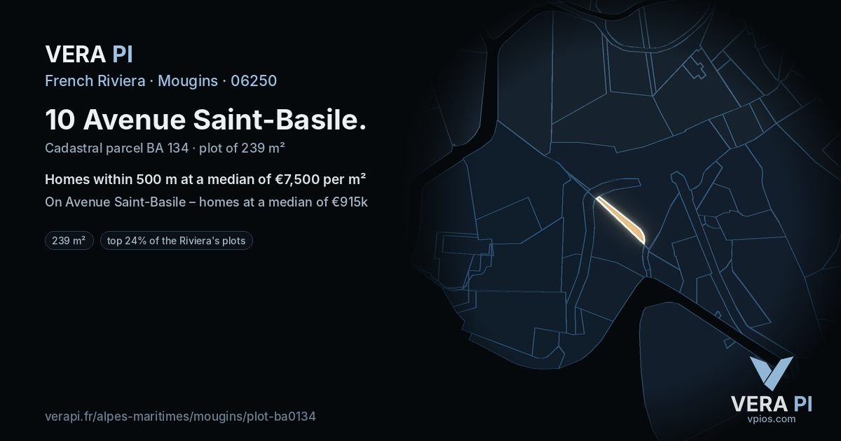 10 Avenue Saint-Basile, Mougins at night – the plot lit, the parcels around coloured by the prices near them