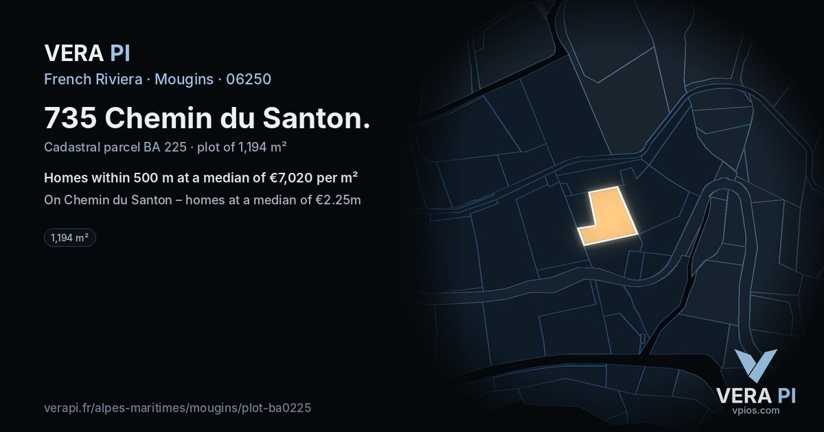735 Chemin du Santon, Mougins at night – the plot lit, the parcels around coloured by the prices near them
