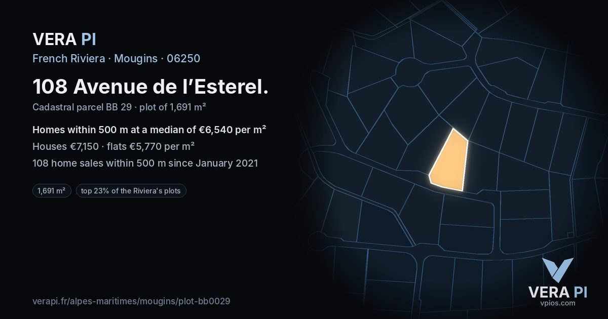 108 Avenue de l’Esterel, Mougins at night – the plot lit, the parcels around coloured by the prices near them