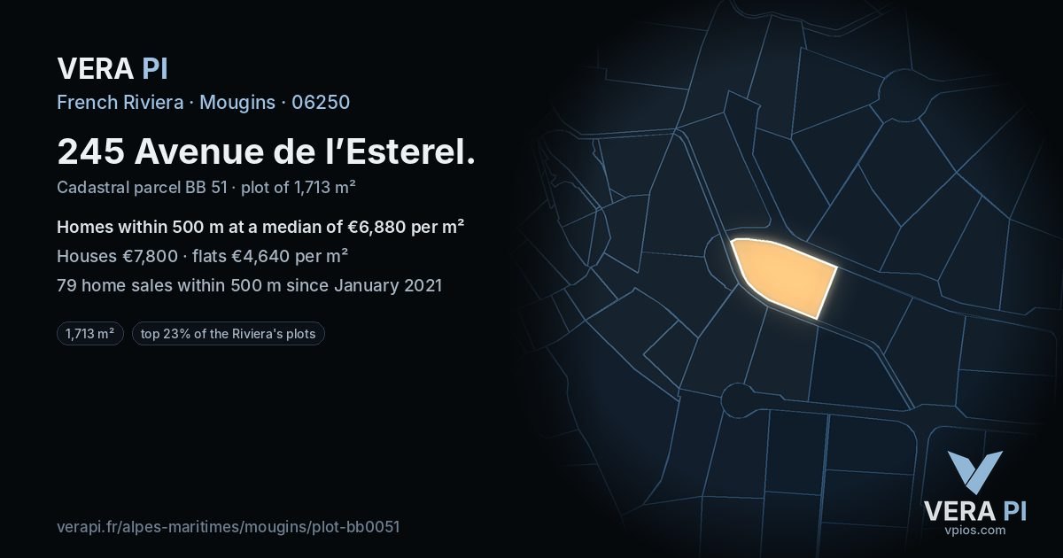 245 Avenue de l’Esterel, Mougins at night – the plot lit, the parcels around coloured by the prices near them