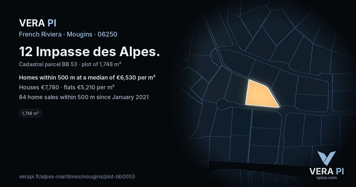 12 Impasse des Alpes, Mougins at night – the plot lit, the parcels around coloured by the prices near them