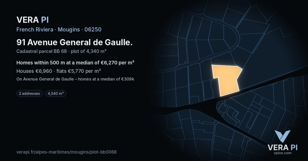 91 Avenue General de Gaulle, Mougins at night – the plot lit, the parcels around coloured by the prices near them