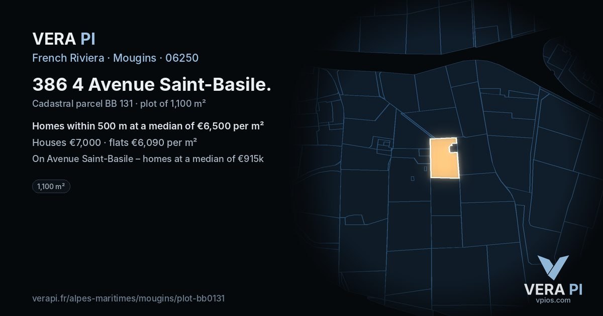 386 4 Avenue Saint-Basile, Mougins at night – the plot lit, the parcels around coloured by the prices near them