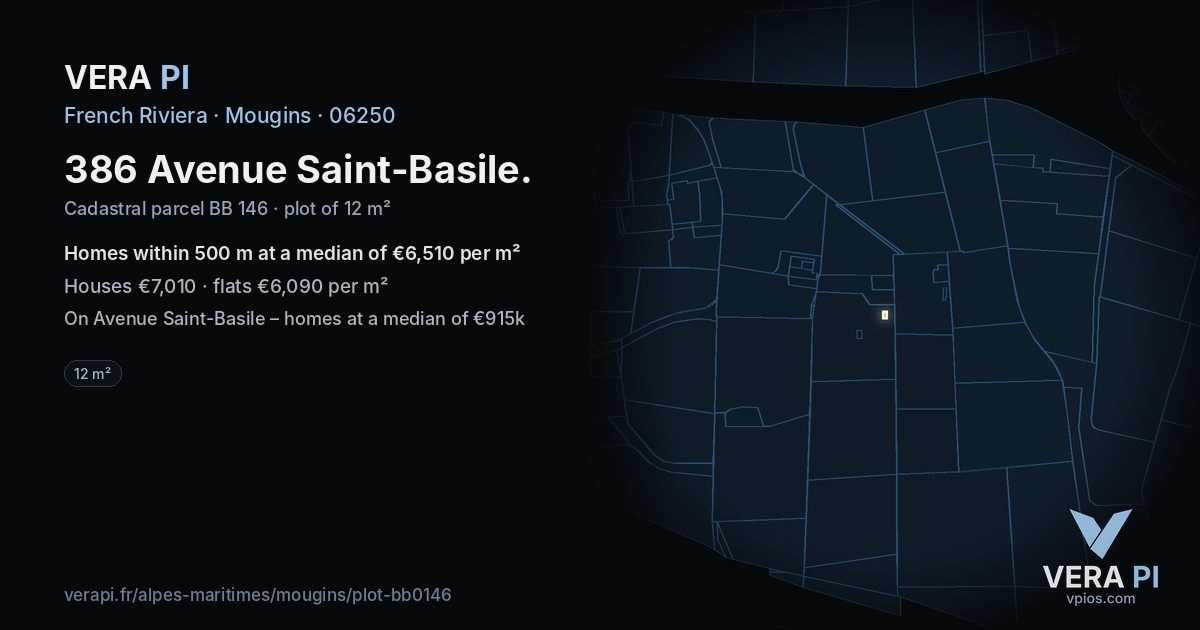 386 Avenue Saint-Basile, Mougins at night – the plot lit, the parcels around coloured by the prices near them