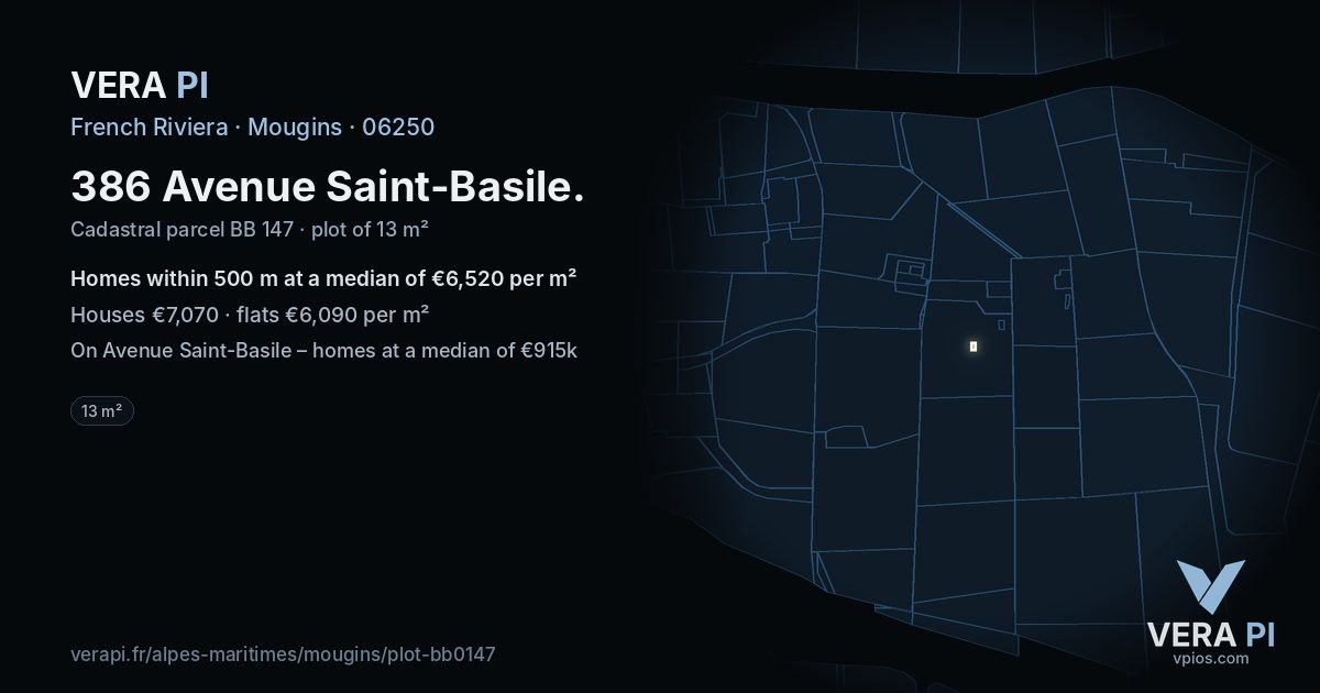 386 Avenue Saint-Basile, Mougins at night – the plot lit, the parcels around coloured by the prices near them