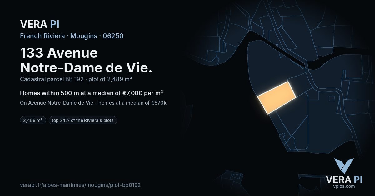 133 Avenue Notre-Dame de Vie, Mougins at night – the plot lit, the parcels around coloured by the prices near them