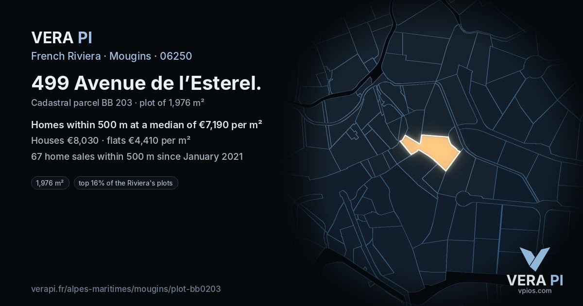 499 Avenue de l’Esterel, Mougins at night – the plot lit, the parcels around coloured by the prices near them