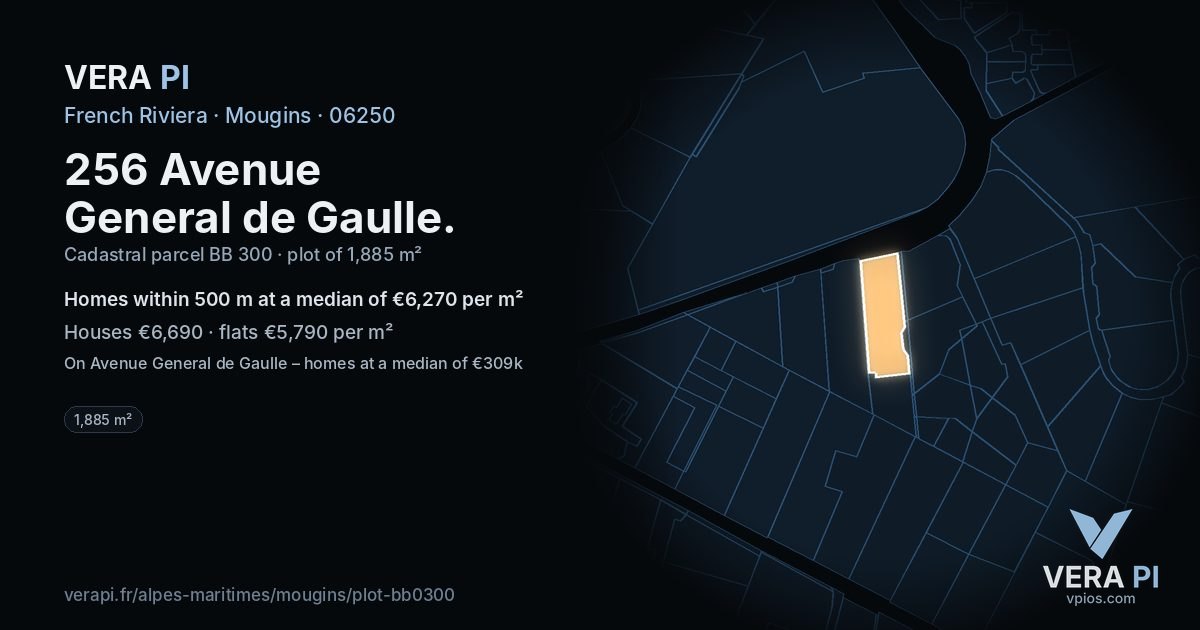 256 Avenue General de Gaulle, Mougins at night – the plot lit, the parcels around coloured by the prices near them