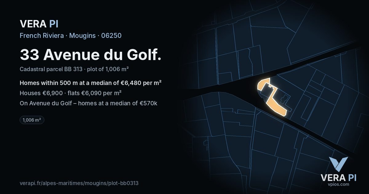 33 Avenue du Golf, Mougins at night – the plot lit, the parcels around coloured by the prices near them
