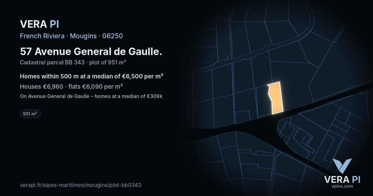 57 Avenue General de Gaulle, Mougins at night – the plot lit, the parcels around coloured by the prices near them