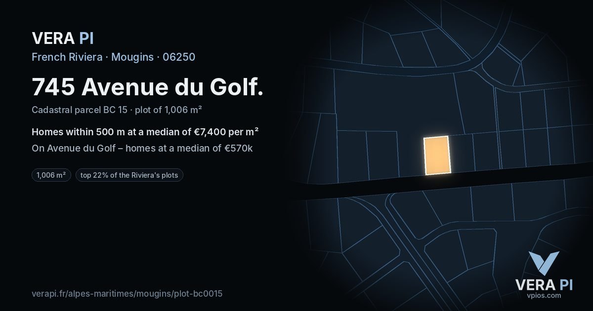745 Avenue du Golf, Mougins at night – the plot lit, the parcels around coloured by the prices near them