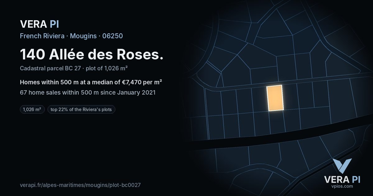 140 Allée des Roses, Mougins at night – the plot lit, the parcels around coloured by the prices near them