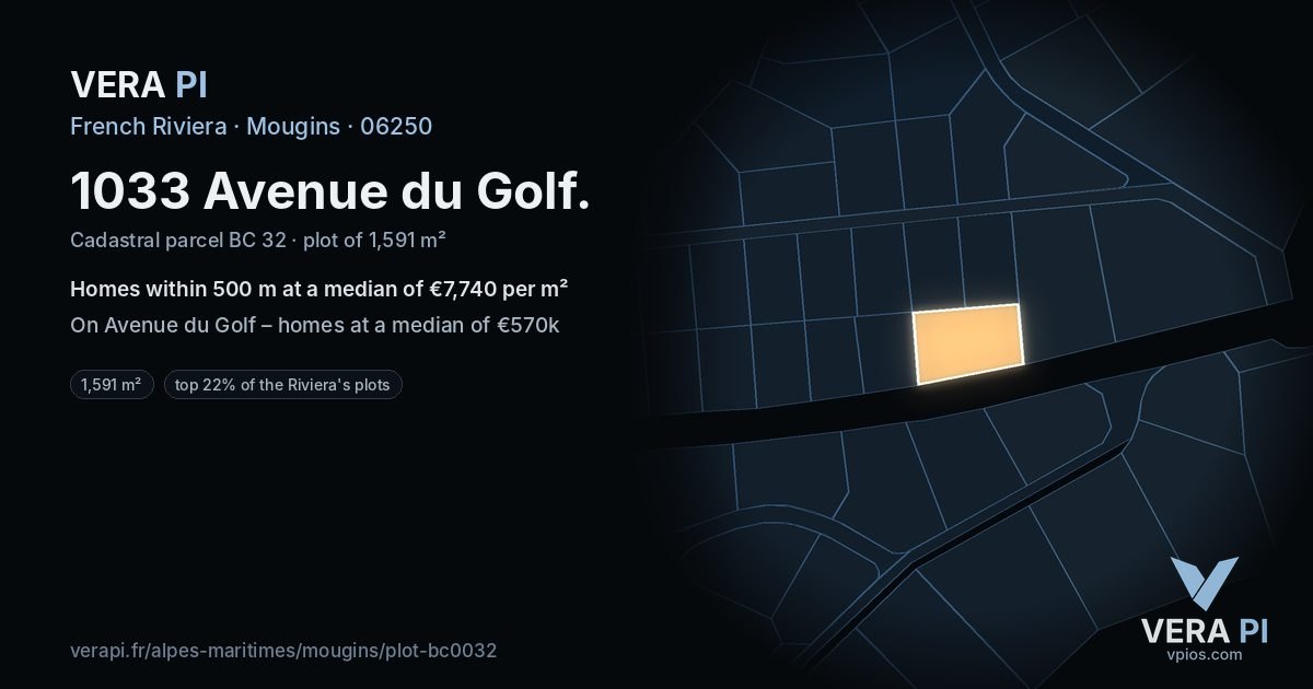 1033 Avenue du Golf, Mougins at night – the plot lit, the parcels around coloured by the prices near them