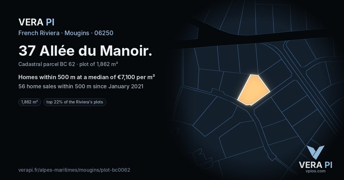 37 Allée du Manoir, Mougins at night – the plot lit, the parcels around coloured by the prices near them