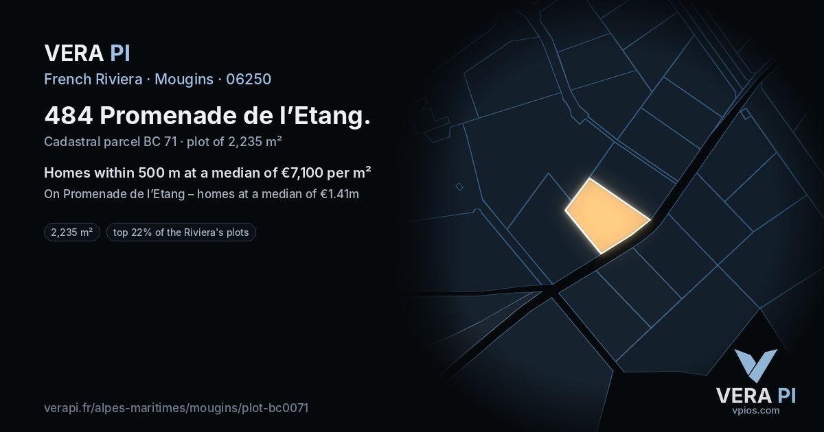 484 Promenade de l’Etang, Mougins at night – the plot lit, the parcels around coloured by the prices near them