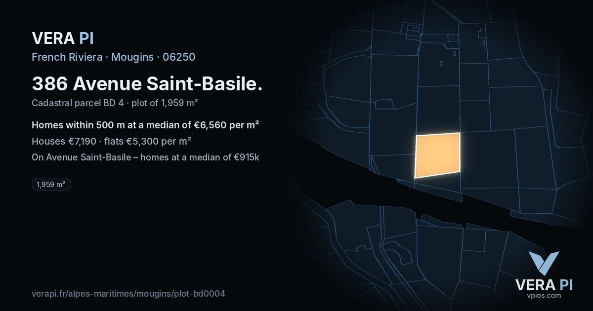 386 Avenue Saint-Basile, Mougins at night – the plot lit, the parcels around coloured by the prices near them