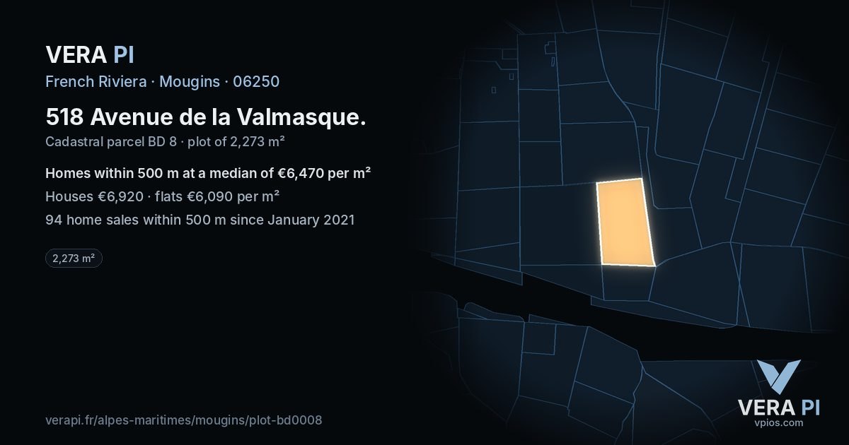 518 Avenue de la Valmasque, Mougins at night – the plot lit, the parcels around coloured by the prices near them