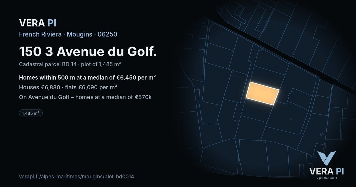 150 3 Avenue du Golf, Mougins at night – the plot lit, the parcels around coloured by the prices near them