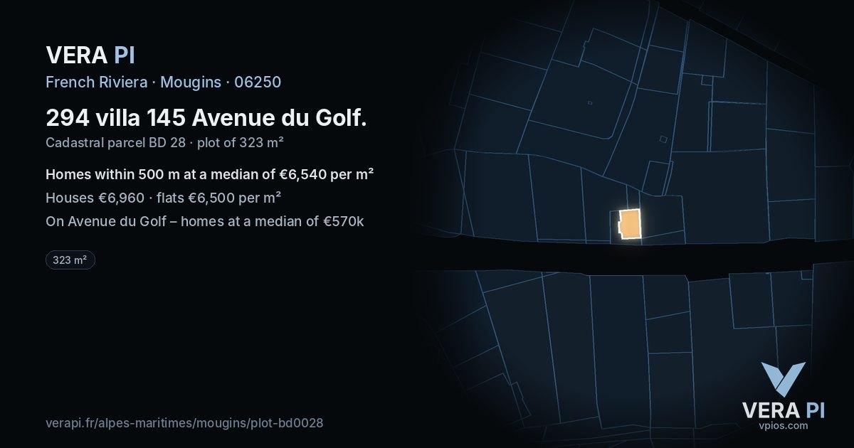294 villa 145 Avenue du Golf, Mougins at night – the plot lit, the parcels around coloured by the prices near them