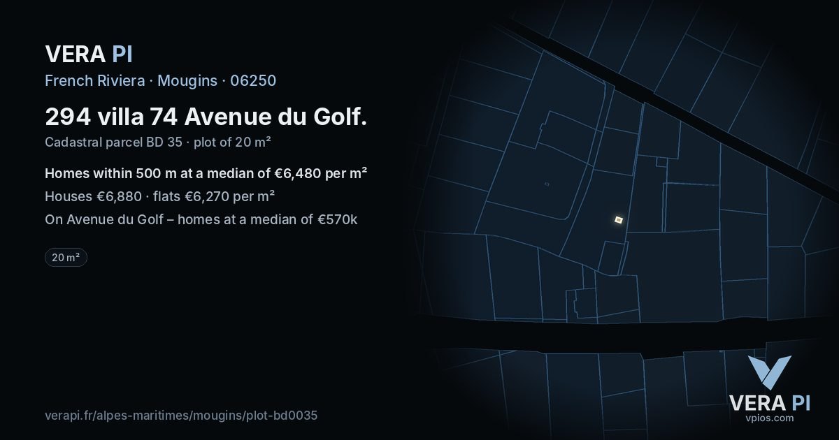 294 villa 74 Avenue du Golf, Mougins at night – the plot lit, the parcels around coloured by the prices near them