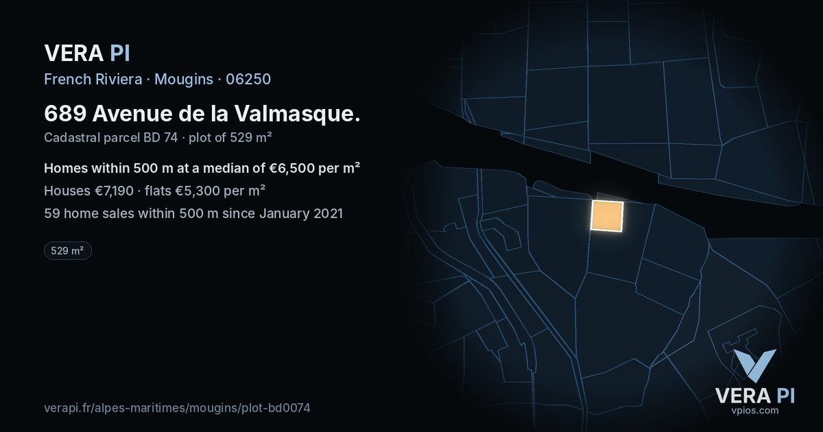 689 Avenue de la Valmasque, Mougins at night – the plot lit, the parcels around coloured by the prices near them