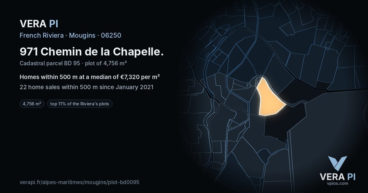 971 Chemin de la Chapelle, Mougins at night – the plot lit, the parcels around coloured by the prices near them